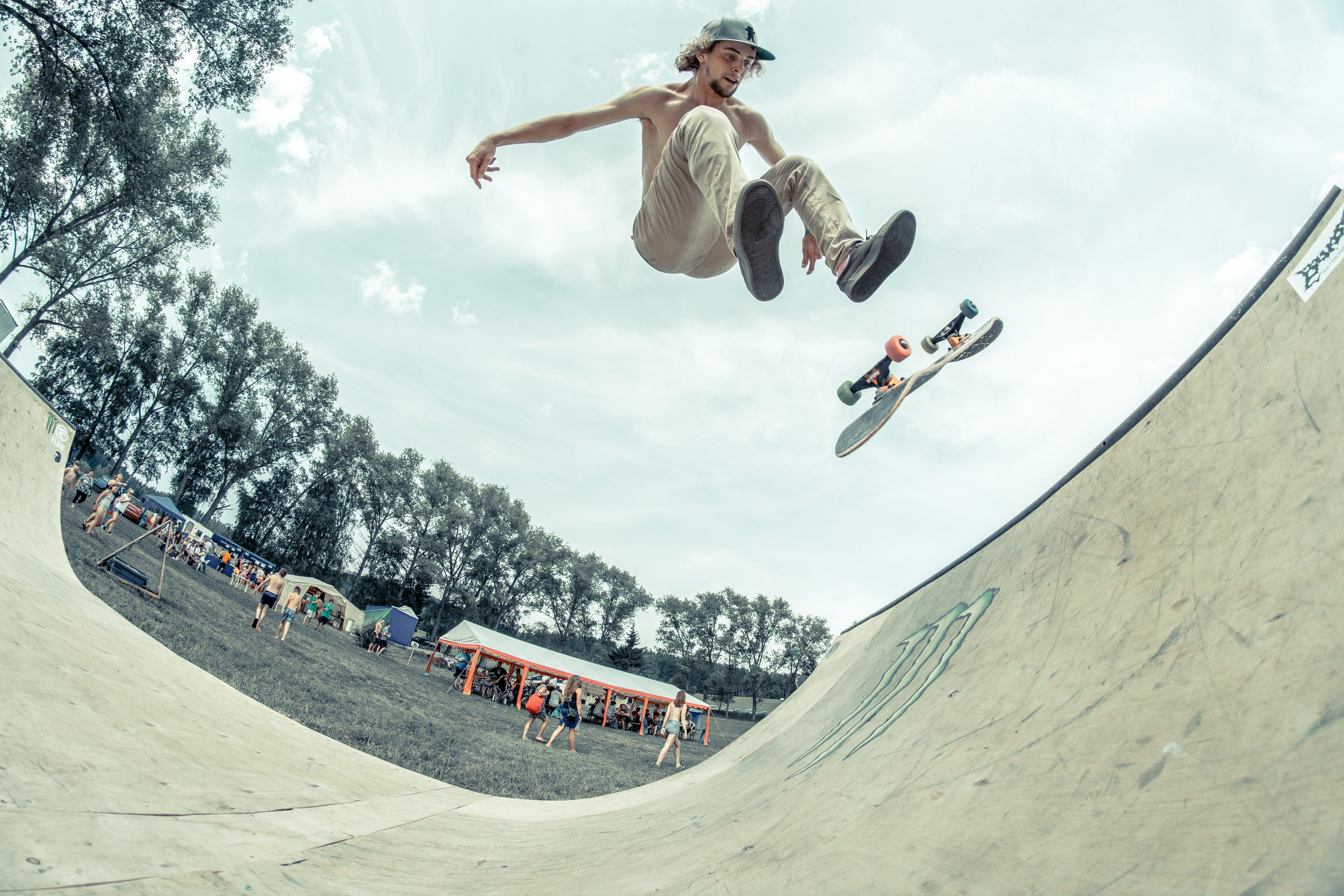 man skateboarding during daytime